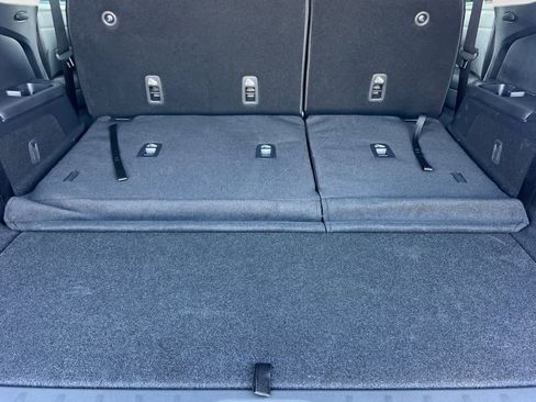 New 2025 Nissan Pathfinder S image 18