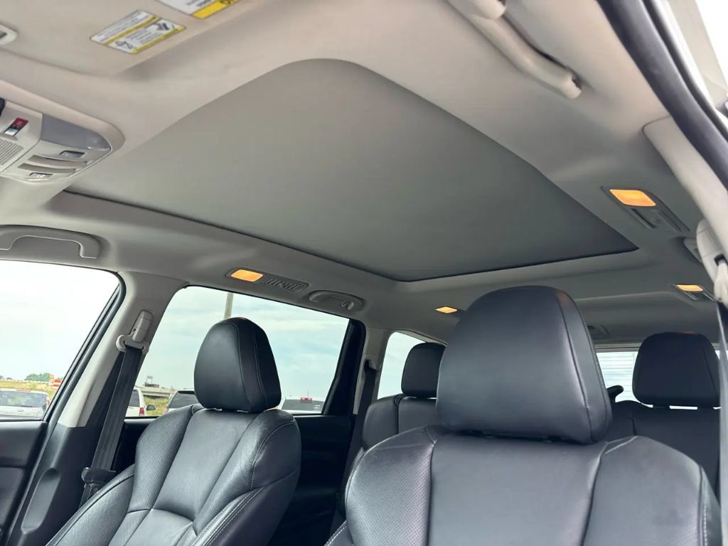 Used 2019 Subaru Ascent Limited AWD/4WD image 18