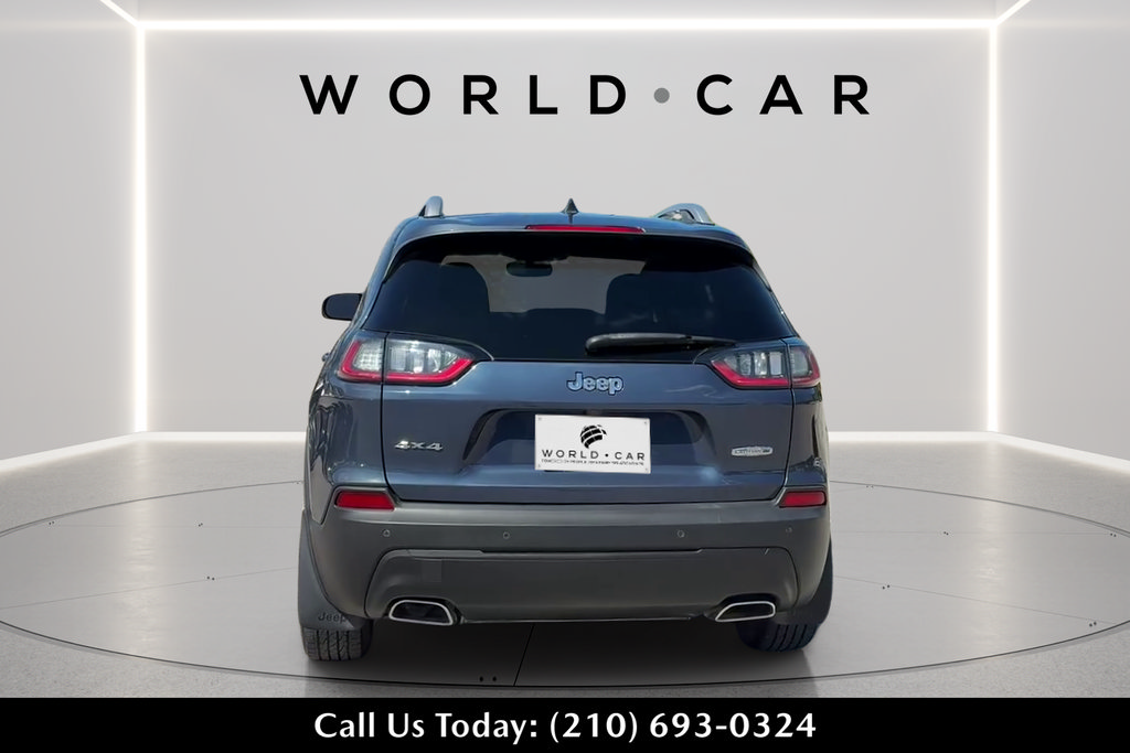Used 2020 Jeep Cherokee Latitude Plus w/ Cold Weather Group AWD/4WD image 4