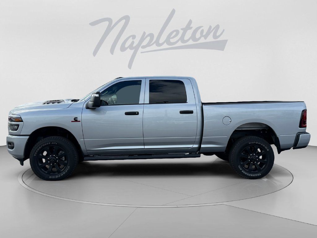 Used 2026 RAM 2500 Tradesman AWD/4WD image 2