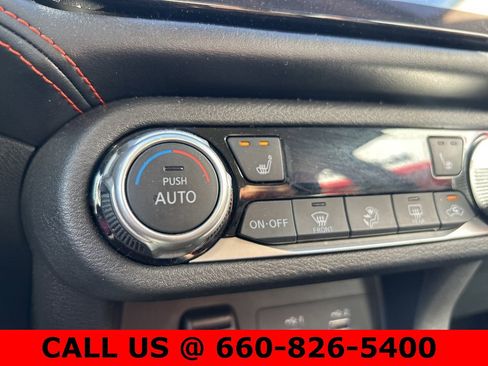 Used 2024 Nissan Versa SR image 21