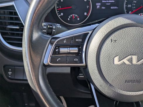 Used 2023 Kia Seltos S w/ Navigation Package image 15