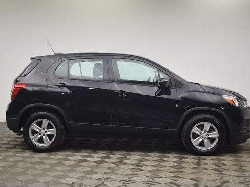 Used 2020 Chevrolet Trax LS image 10