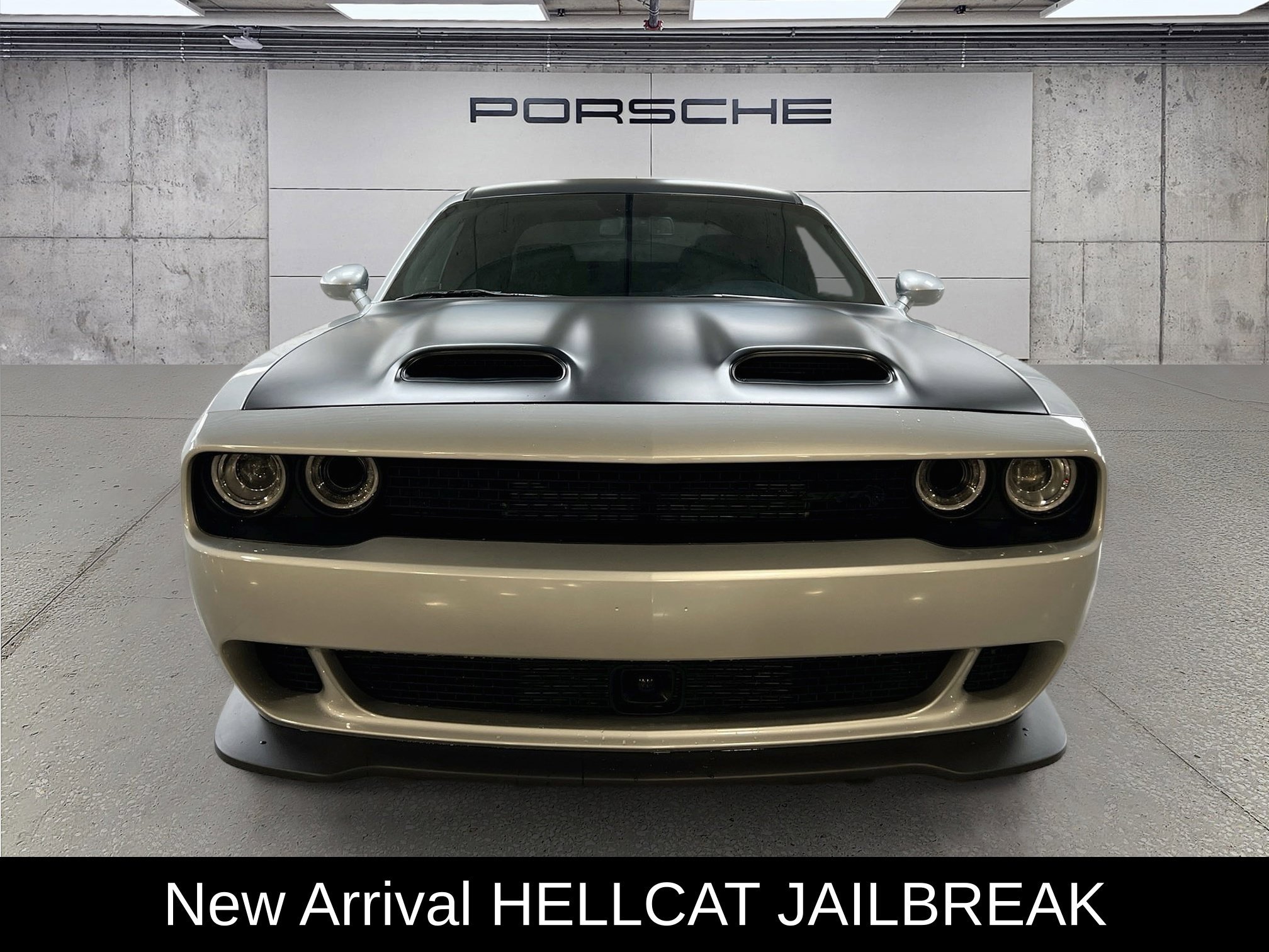 Used 2023 Dodge Challenger SRT Hellcat RWD image 6