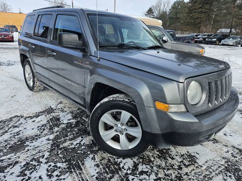 Used 2013 Jeep Patriot Latitude w/ Sun/Sound Group image 3