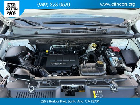 Used 2018 Chevrolet Trax LT w/ LT Convenience Package FWD image 14