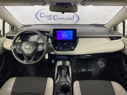 Certified 2023 Toyota Corolla LE w/ Carpet Mat Package (TMS) FWD image 12