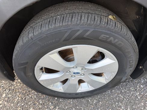 Used 2012 Subaru Outback 2.5i Limited AWD/4WD image 36