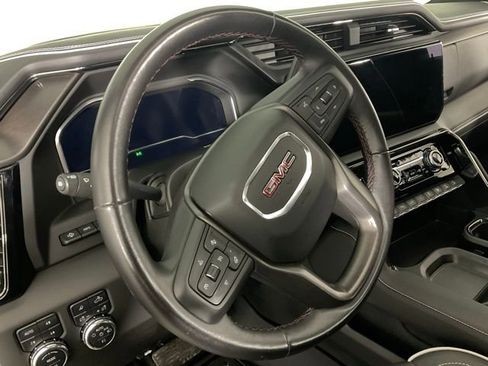 Used 2025 GMC Sierra 2500 AT4X image 24