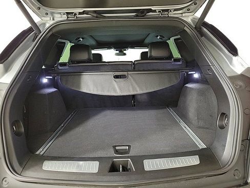 Certified 2025 Cadillac XT5 Premium Luxury image 21