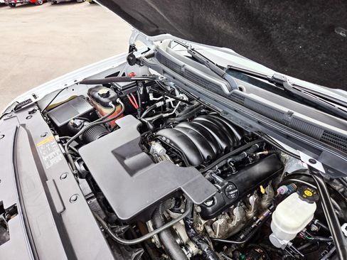 Used 2018 GMC Sierra 1500 4x4 Regular Cab image 22