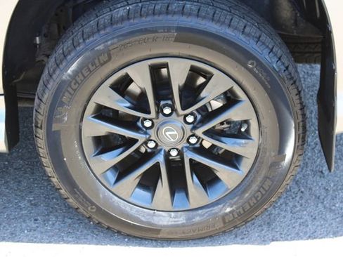 Used 2023 Lexus GX 460 Premium w/ Premium Package AWD/4WD image 12
