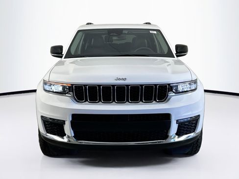 Used 2023 Jeep Grand Cherokee L Limited image 2