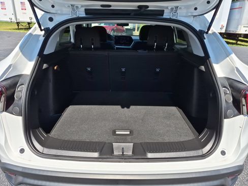 Certified 2024 Chevrolet Trax LS w/ LS Convenience Package FWD image 25