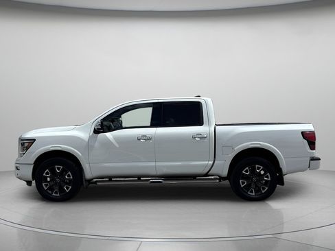 Used 2023 Nissan Titan Platinum Reserve w/ Off Road Protection Package AWD/4WD image 5