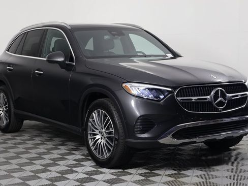 Certified 2026 Mercedes-Benz GLC 300 4MATIC image 3