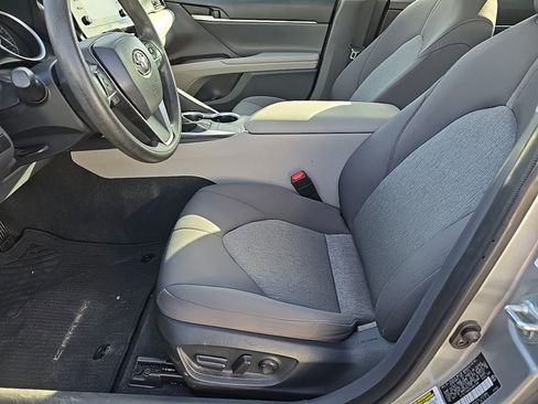Used 2024 Toyota Camry SE w/ Blackout Package (TMS) image 11