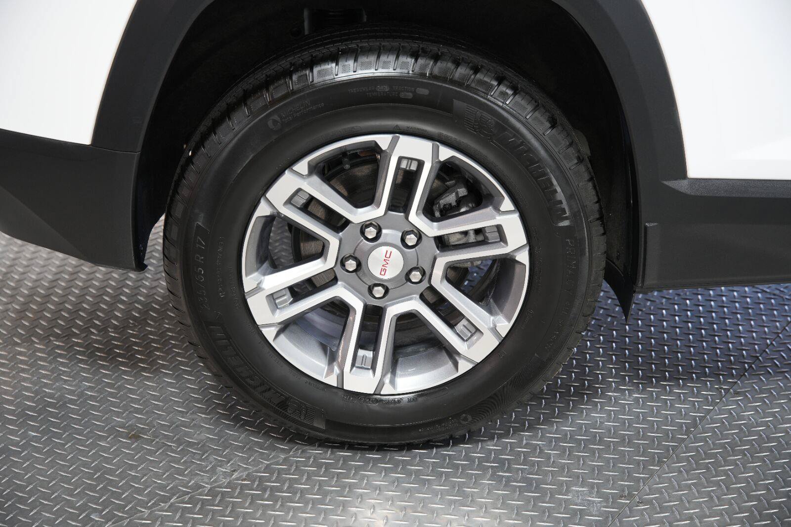 Used 2026 GMC Terrain Elevation FWD image 25
