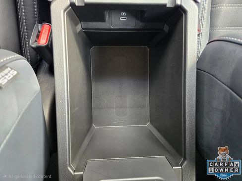 Used 2025 Mitsubishi Outlander SE FWD image 42