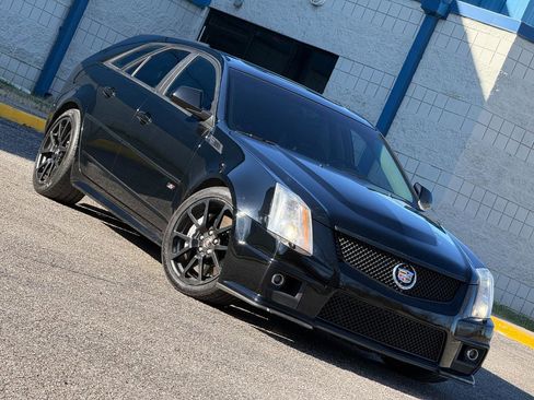 Used 2014 Cadillac CTS V image 35