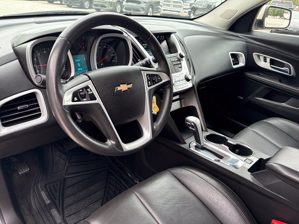 Used 2012 Chevrolet Equinox LT FWD image 2