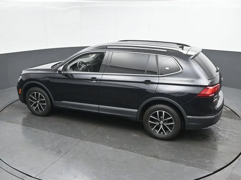 Used 2021 Volkswagen Tiguan SE AWD/4WD image 43