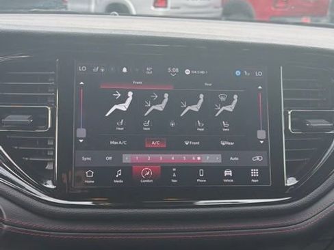 Used 2024 Dodge Durango GT AWD/4WD image 29