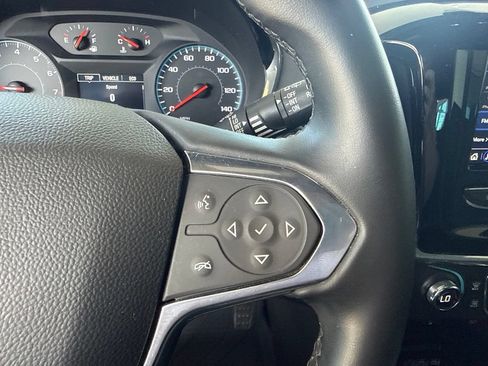 Used 2023 Chevrolet Traverse LT FWD image 27