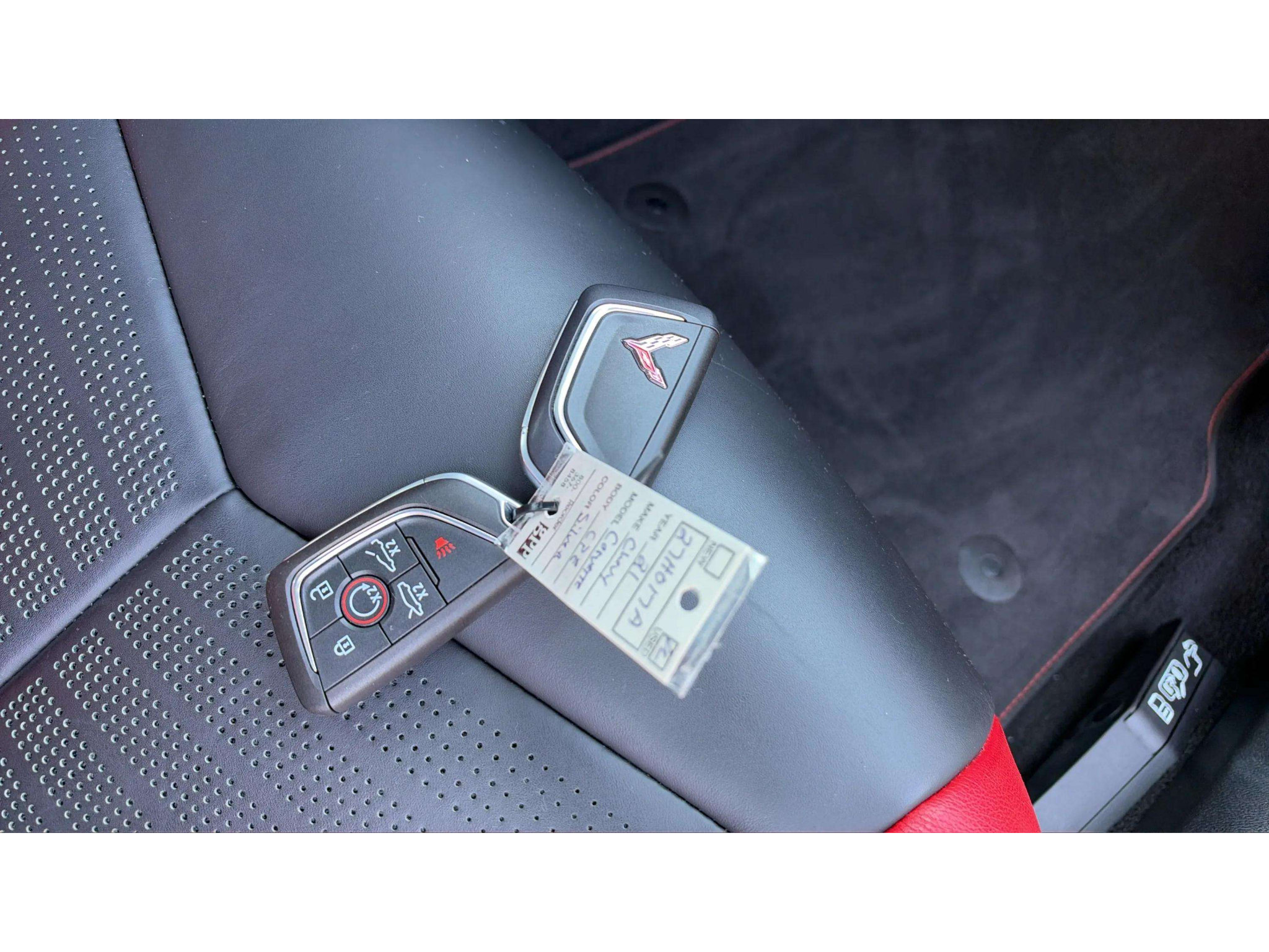 Used 2021 Chevrolet Corvette Stingray Premium Cpe w/ Z51 Performance Package RWD image 31