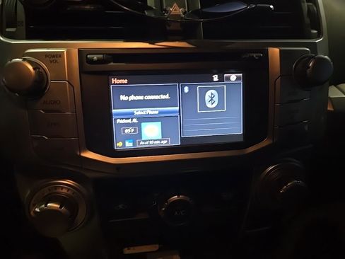 Used 2018 Toyota 4Runner SR5 Premium w/ Wilderness Package image 15