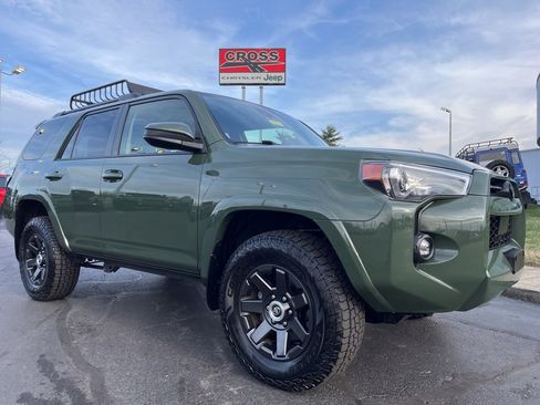 Used 2021 Toyota 4Runner Trail Special Edition image 43