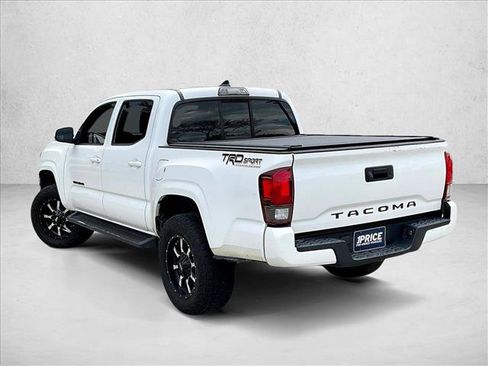 Used 2018 Toyota Tacoma SR RWD image 12