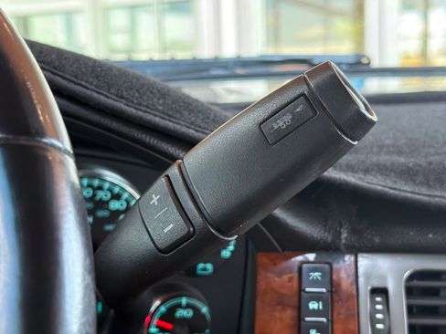 Used 2008 Chevrolet Silverado 2500 LTZ w/ Safety Package AWD/4WD image 22
