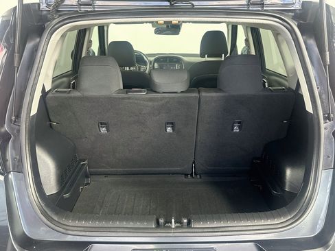 Used 2025 Kia Soul LX w/ LX Technology Package FWD image 28