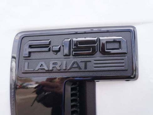 Certified 2025 Ford F150 Lariat w/ Equipment Group 501A Mid image 33