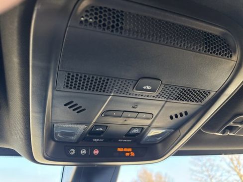 Used 2020 Cadillac XT5 Premium Luxury image 43