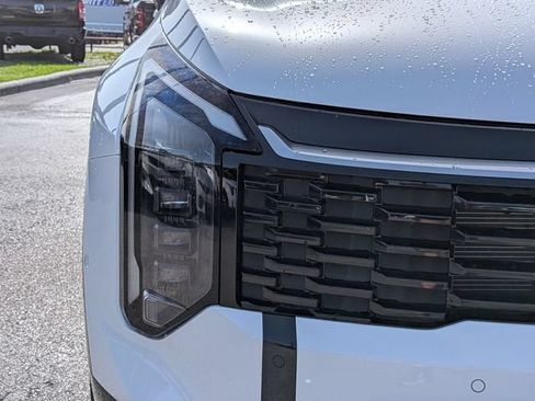 Certified 2026 Kia Sportage SX AWD/4WD image 10