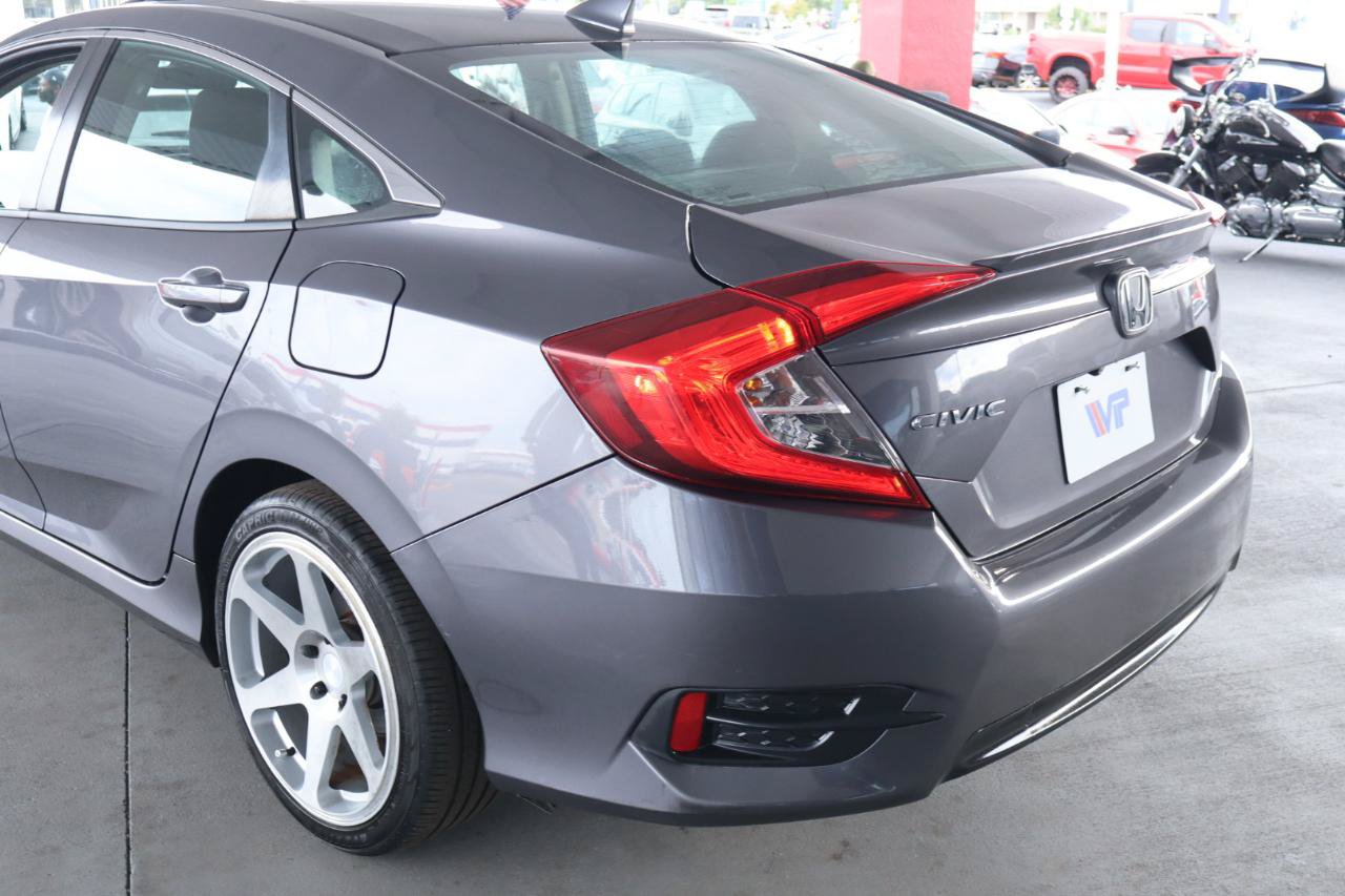 Used 2017 Honda Civic EX-T image 9