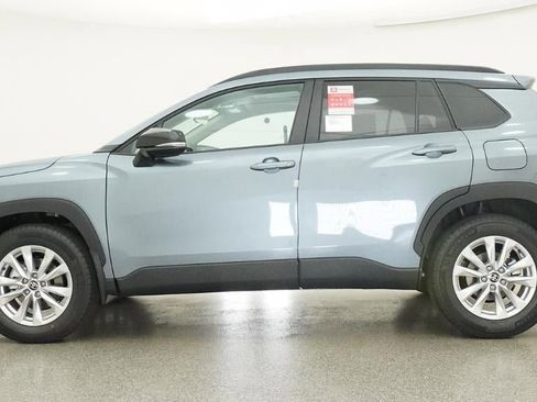 New 2026 Toyota Corolla Cross LE FWD image 19