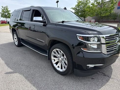 Used 2017 Chevrolet Suburban Premier AWD/4WD image 2