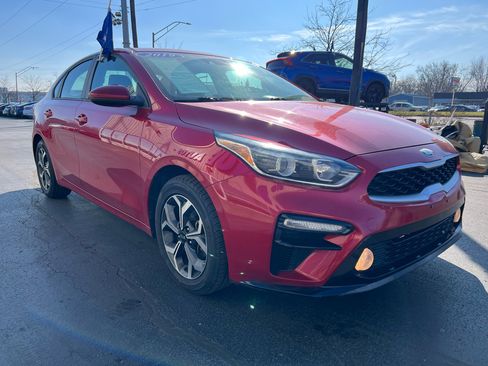 Used 2019 Kia Forte LXS image 8