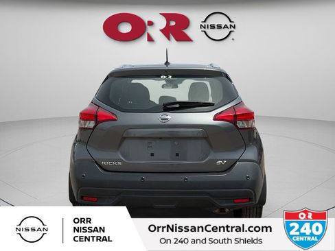 Used 2020 Nissan Kicks SV FWD image 6