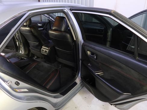 Used 2015 Toyota Camry XSE image 14