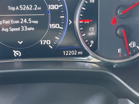 Used 2025 Chevrolet Blazer Premier w/ Driver Confidence II Package image 12