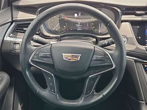 Used 2023 Cadillac XT5 Premium Luxury FWD image 14