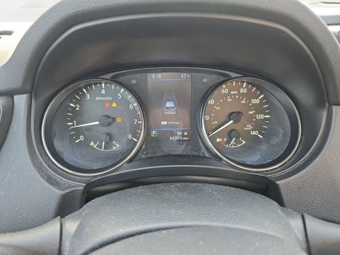 Used 2020 Nissan Rogue Sport S image 13