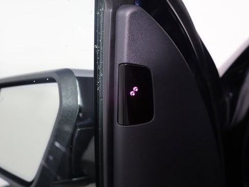 Used 2022 Ford F150 Platinum w/ Equipment Group 701A High image 39