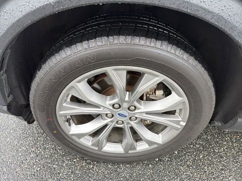 Used 2023 Ford Explorer Limited RWD image 11