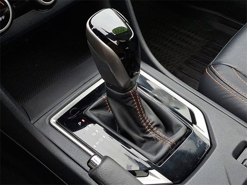 Used 2019 Subaru Crosstrek 2.0i Limited w/ Moonroof Package w/Navigation AWD/4WD image 15