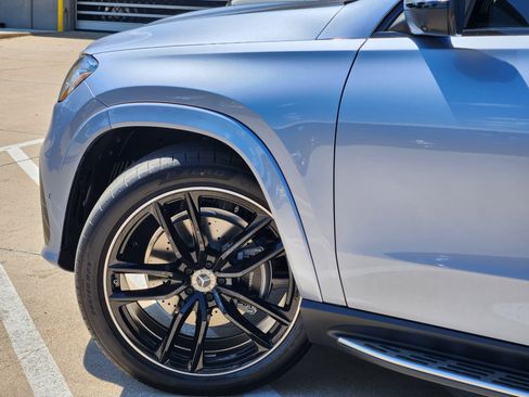 New 2026 Mercedes-Benz GLS 580 4MATIC image 6